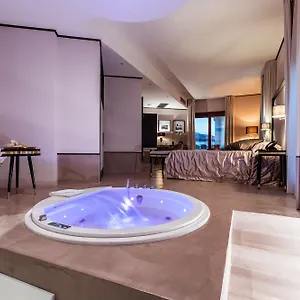 **** Hotel La Del Conte Mameli Italia